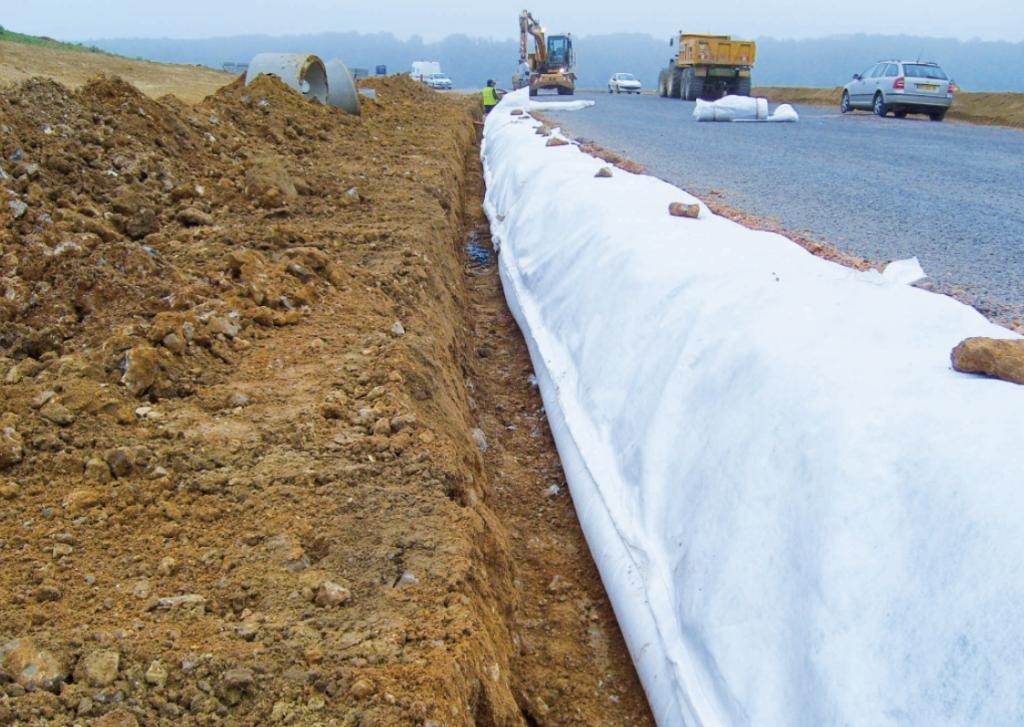 Geocomposites vs Geotextiles in civil infrastructure drainage and soil stabilization systems
