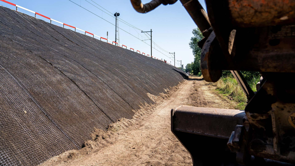 Modified Geogrid for Slope Erosion Control used in landfill slope reinforcement and erosion protection project