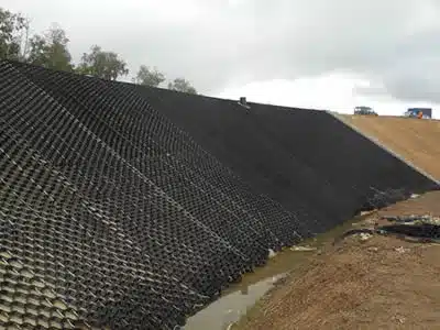 How Geogrids Strengthen Soil & Transform Construction Projects
