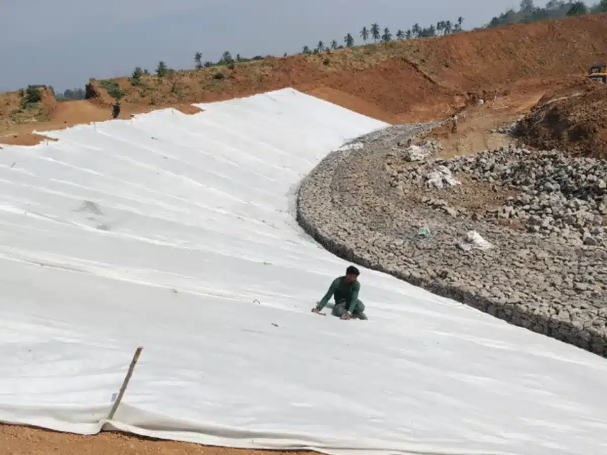 Non woven geotextile fabric case analysis for infrastructure projects