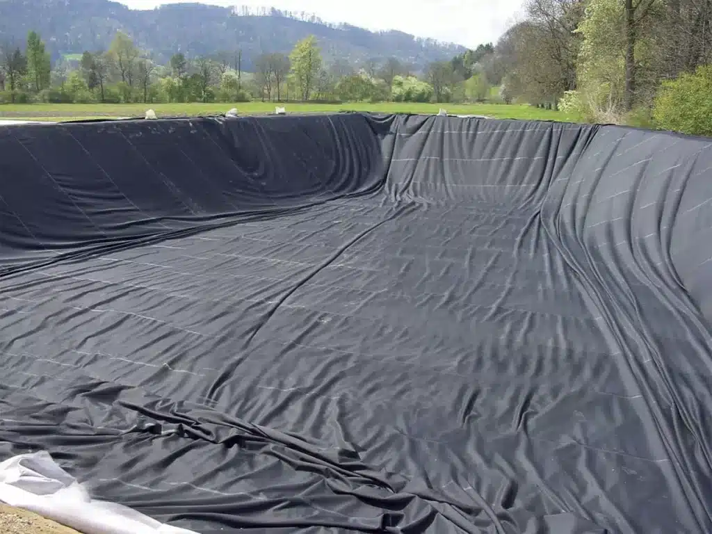 The Versatility of Geomembrane Covers in Waste Management