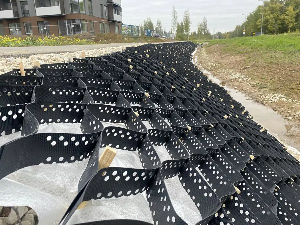 HDPE Geocell: Transforming Construction with Stabilization Solutions