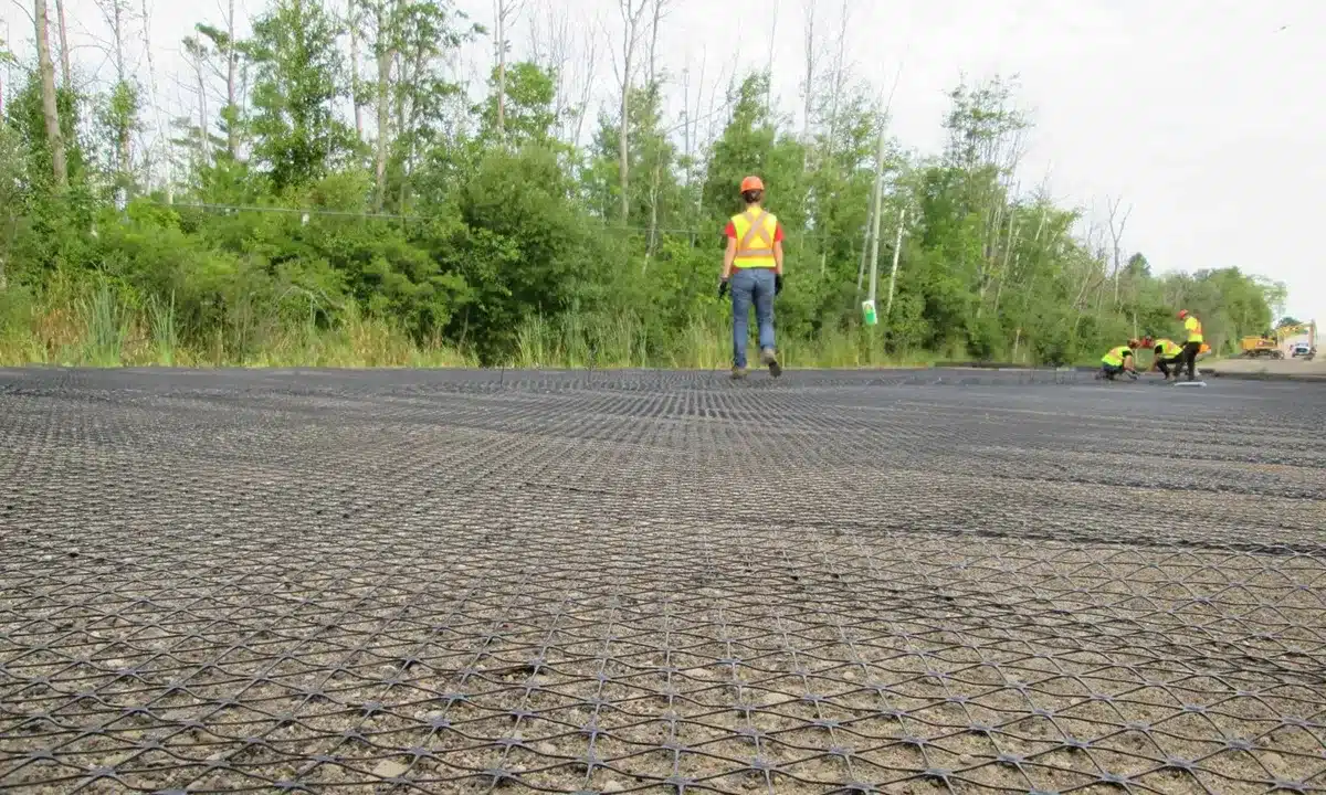 Paving the Way: Geogrids for Long-lasting Driveways