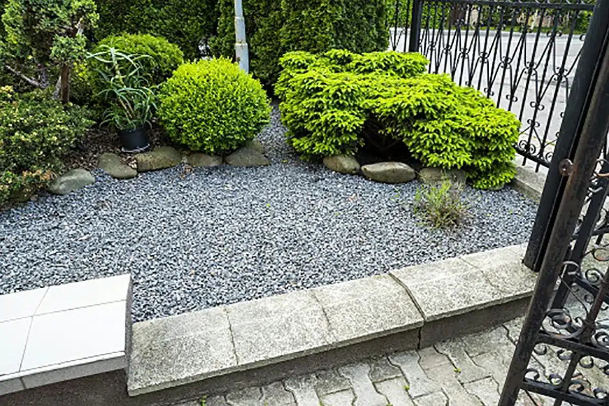 Landscape greening construction site showing Geotextile fabric pots supporting healthy root growth and efficient drainage in horticultural applications