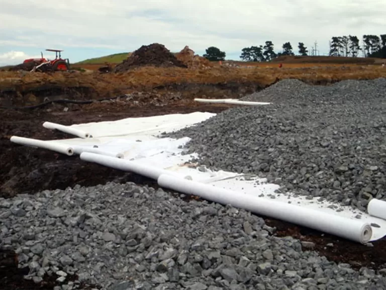 Case Analysis: The Benefits of Using Geotextile Fabric for Driveway Construction