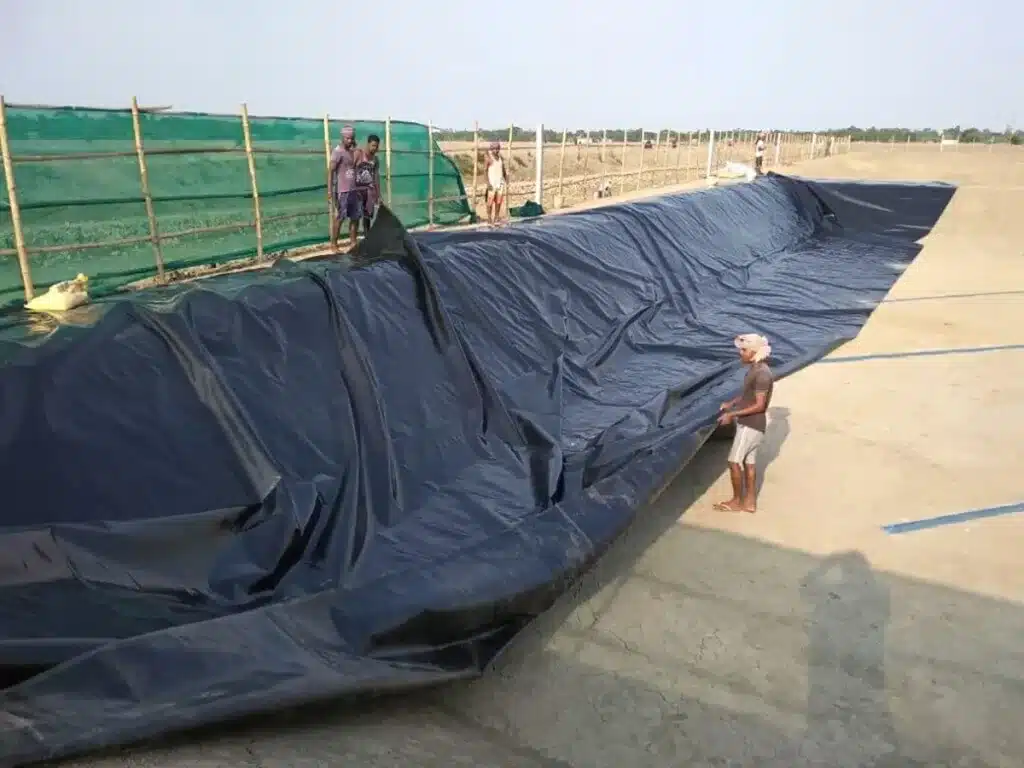 Geomembrane Vs. Geotextile Understanding the Purpose and Applications of Geomembrane Lining
