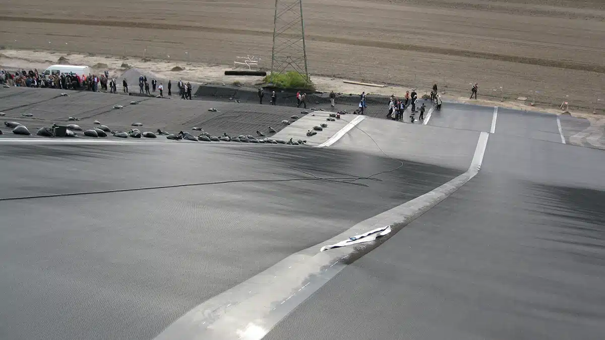 Securing Structures: Geomembrane Sheets in Construction