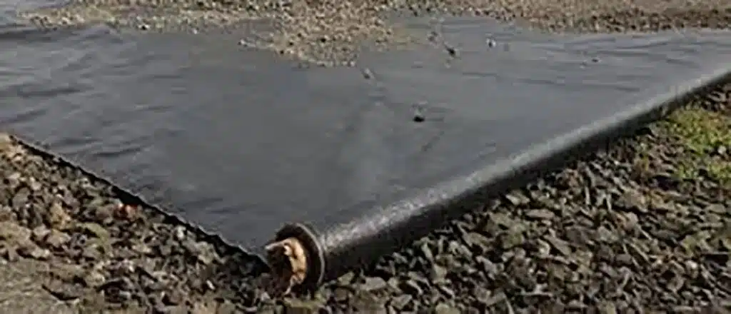 Is Woven Polypropylene Fabric Waterproof? Learn the Differences