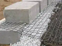 how to install geogrid for retaining wall