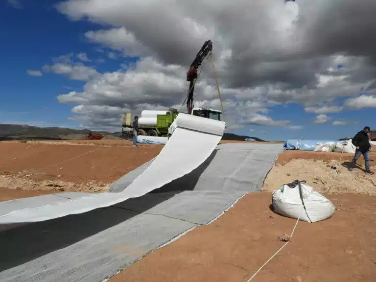 Geocomposite Drainage Layer in Engineering Applications