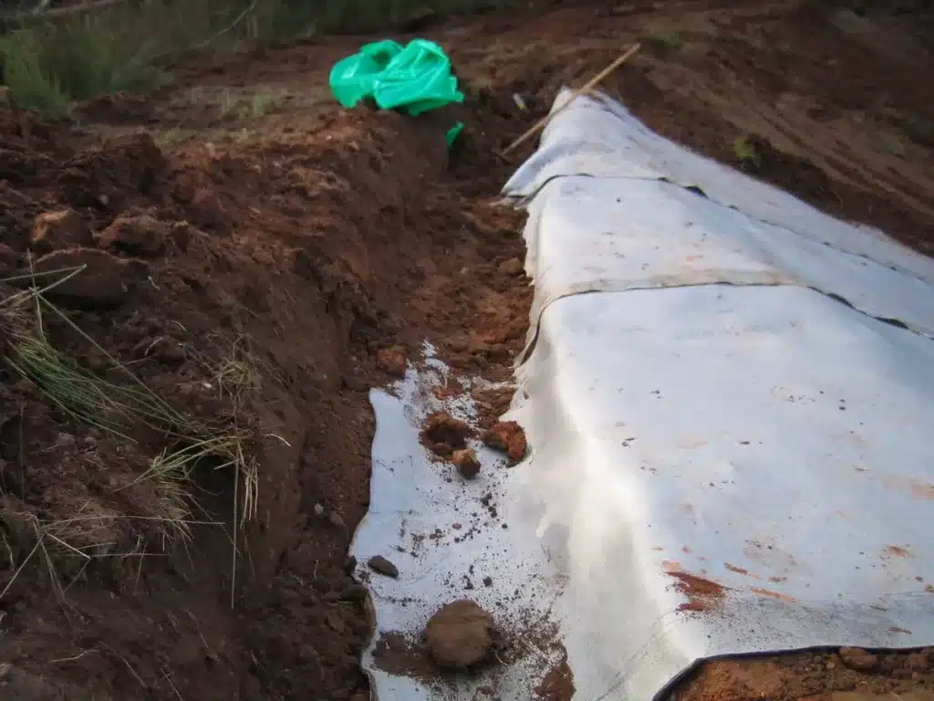 How Geotextile Weed Barriers Work to Prevent Weed Growth