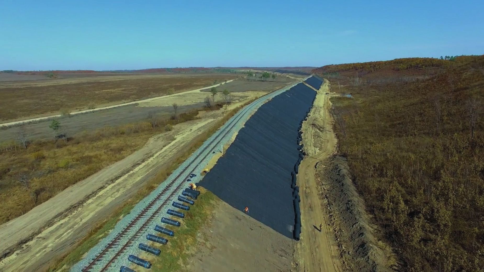 Tejido geotextil bajo enrocado : El riprap mejora la durabilidad