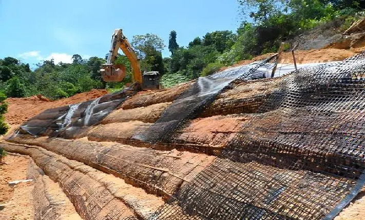 Geocell Road Base for Driveway: Erosion protection retaining wall