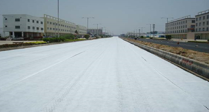 Understanding the Role of Geotextile Drainage Fabric in Modern Geosynthetics Applications