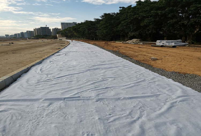 The Importance of Retaining Wall Geotextile Fabric in Geosynthetics Applications