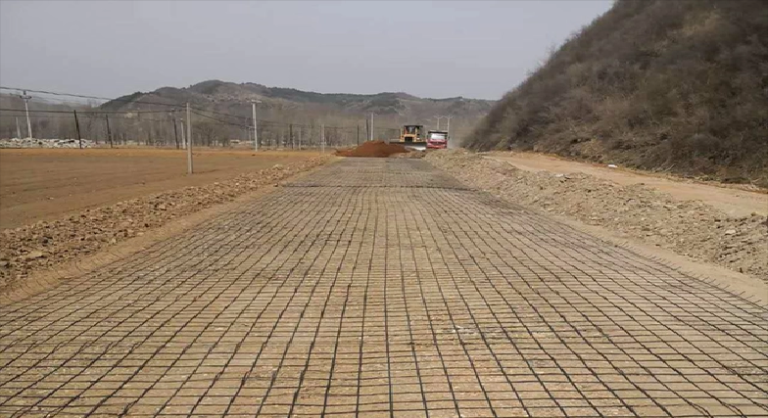 What Is a Geogrid? The Material Reshaping Road and Soil Stability