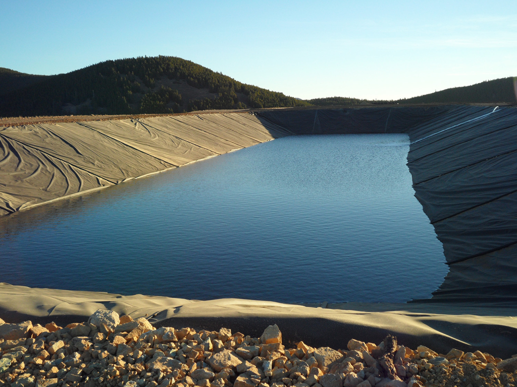 Polypropylene Geomembrane vs. HDPE: Which Is Right for You?