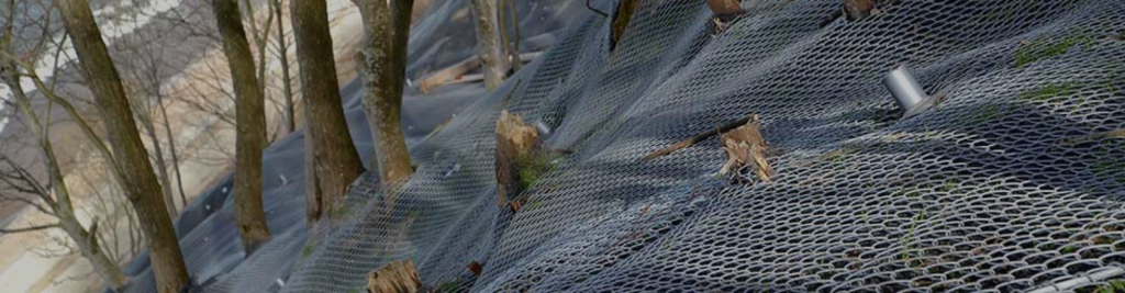 Geonet installation showing drainage layer benefits