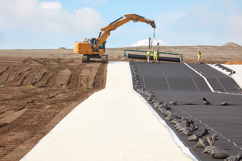 geomembrane landfill engineering using estratos geocompuestos sl solution