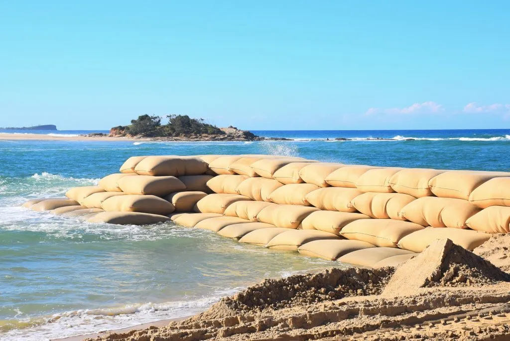 Coastal protection engineering project using geosynthetic systems for shoreline erosion control