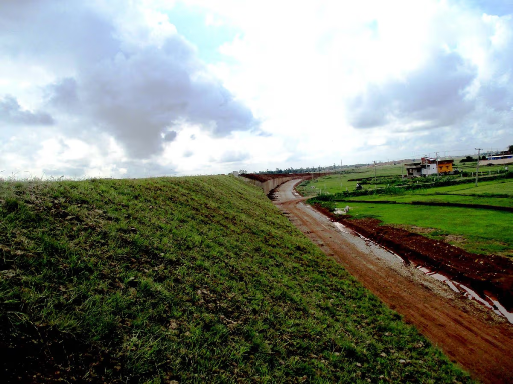 Geocell for slope protection in highway embankment engineering project