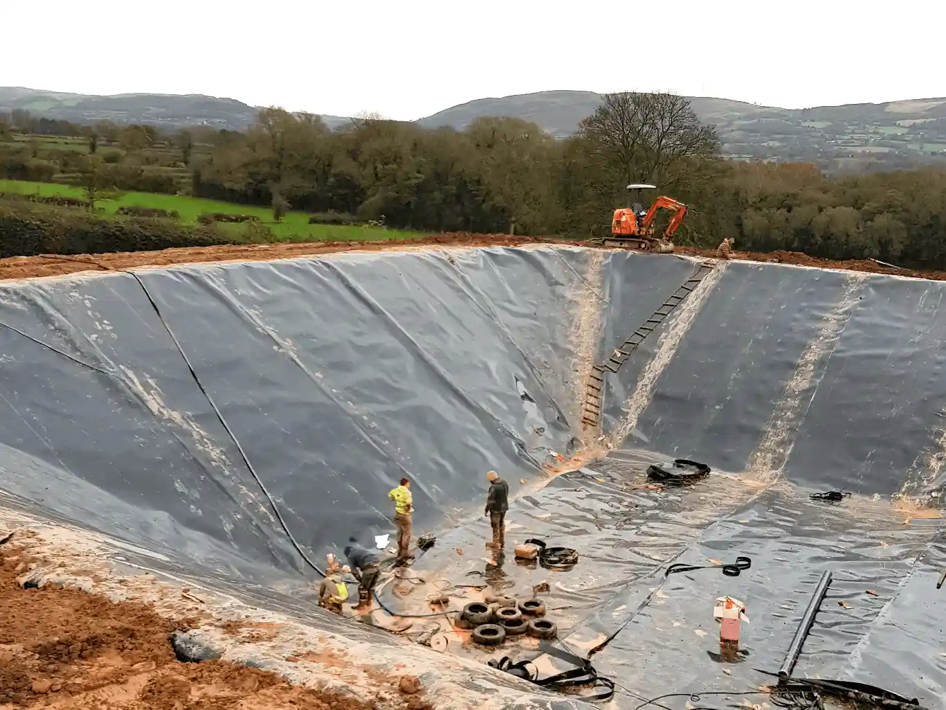 Geotextiles in landfills for geomembrane protection and landfill liner systems