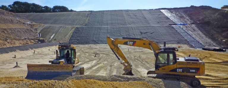Geocomposite drainage system for modern landfill and mining engineering