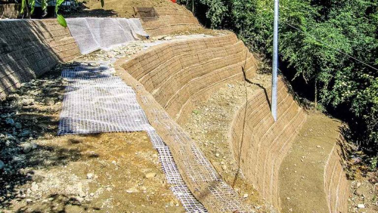 Geosynthetic Reinforcement Is Transforming Modern Infrastructure Projects