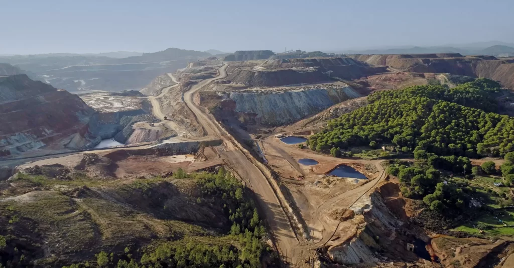 Geotextile fabrics for roadbed stabilization and aggregate separation